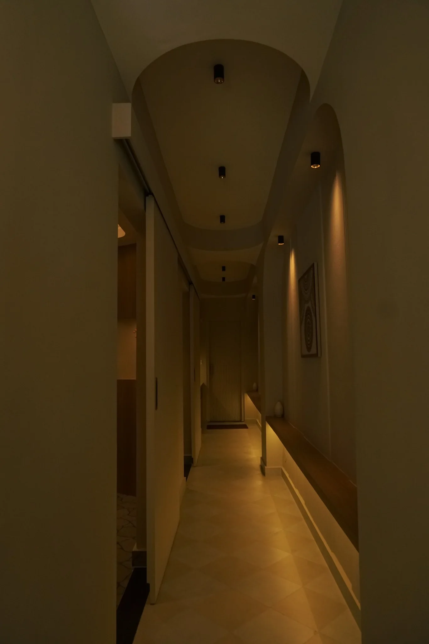 Urbanity Day Spa Dharamshala — spa corridor